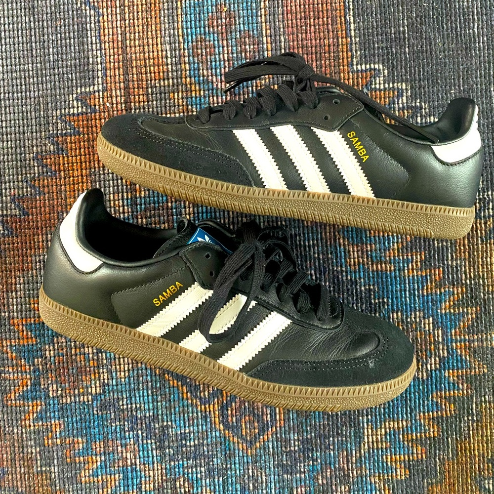 Adidas Sambas OG in Black